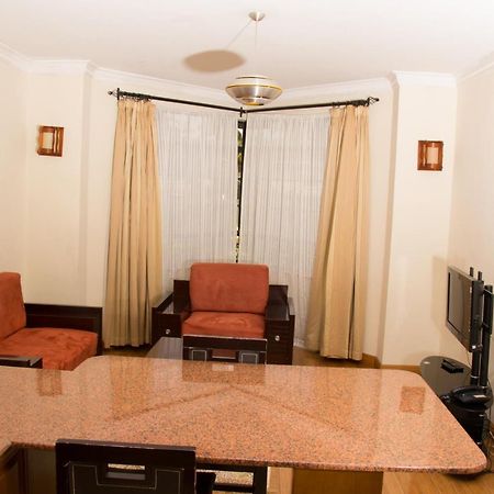 Natural Oak Apartments Nairobi Kültér fotó
